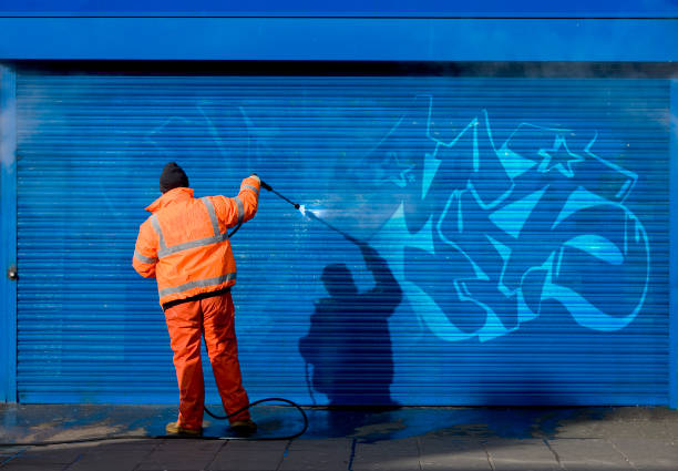 Best Commercial Building Pressure Washing  in Rio Communities, NM